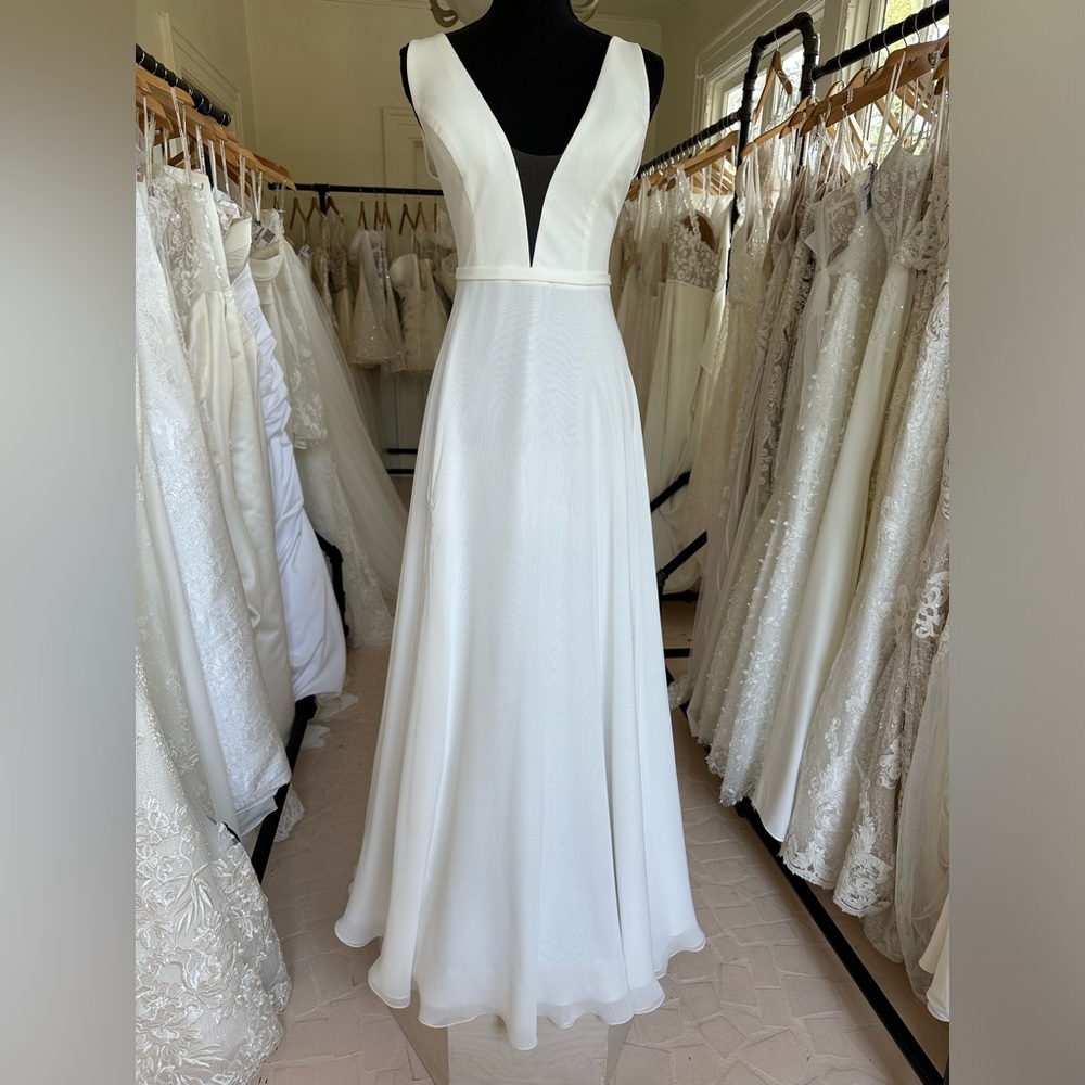 Lucy V2 by Made With Love — designer wedding dress, size US 12